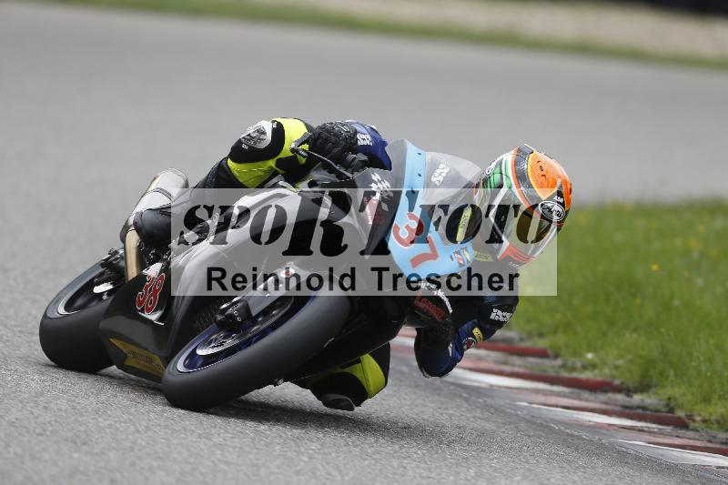 /37 28.07.2025 Dunlop Ride und Test Day ADR/Trackday Erfahren gelb Trackday schnell  rot/37
